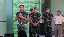 Keterangan FOTO : Danrem 162 WB dampingi Pangdam Udaya kunjungi rumah sakit Kodam IX Udayana