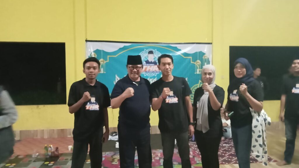 Keterangan FOTO : Teman H Rumaksi (THR) dideklarasakan menangkan H Rumaksi pada pilkada 2024, Kamis (4/4)